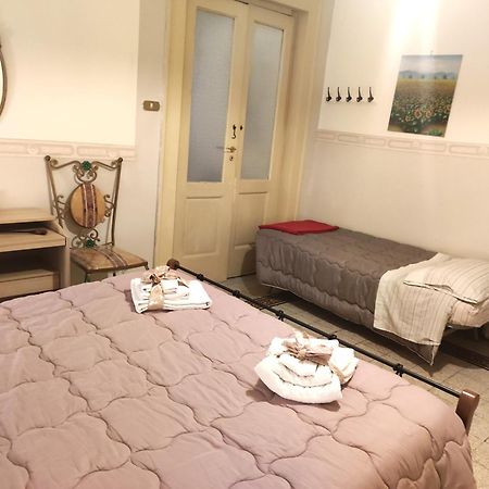 Casa Lillina A Toledo , Near Piazza Del Plebiscito Apartment Naples Exterior photo